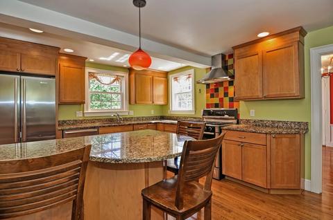 44 Bennington St, Needham, MA 02494 photo 2