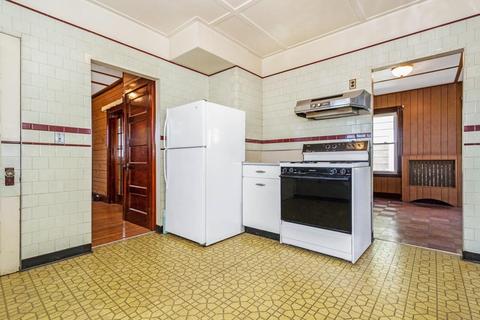 17 Chauncey St, Dedham, MA 02026 photo 9