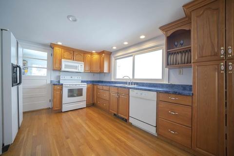 17 Griswold St, Everett, MA 02149 photo 3