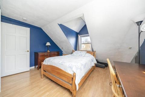 17 Griswold St, Everett, MA 02149 photo 14