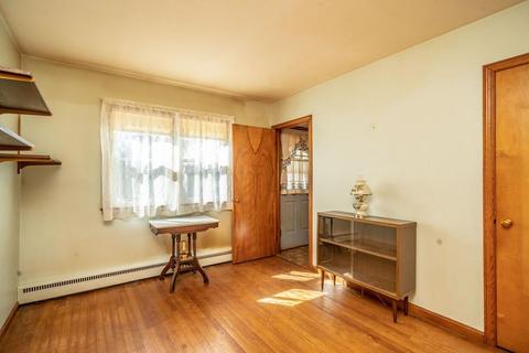 123 Manning St, Chicopee, MA 01020 photo 15