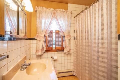 123 Manning St, Chicopee, MA 01020 photo 14