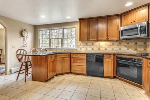 40 Lantern Ln, Mansfield, MA 02048 photo 8