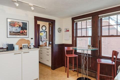 31 Davis Ave #2, Brookline, MA 02445 photo 9