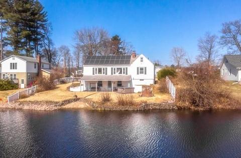 50 Lake Dr, Enfield, CT 06082 photo 2