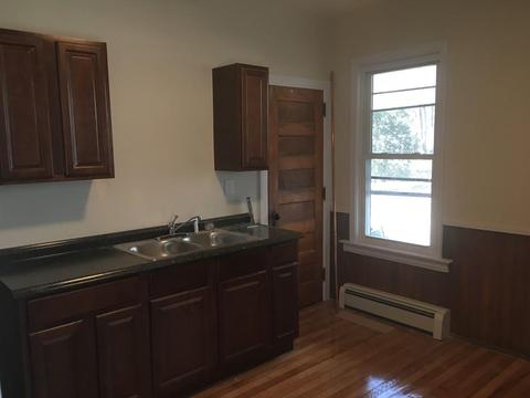 12 Schofield Ave, Dudley, MA 01571 photo 3
