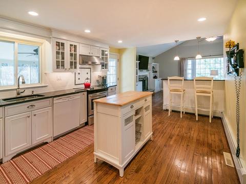 5 Murphy Cir, Framingham, MA 01701 photo 7