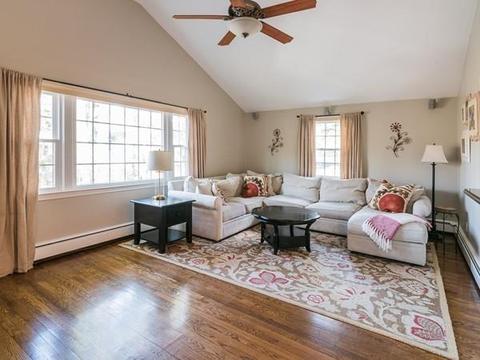 5 Murphy Cir, Framingham, MA 01701 photo 9