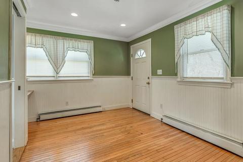 25 Temple St, Reading, MA 01867 photo 17