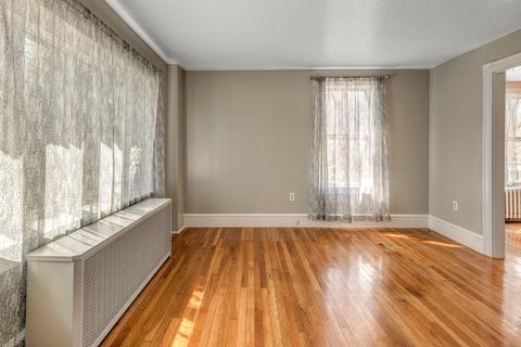25 Temple St, Reading, MA 01867 photo 6
