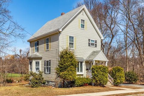25 Temple St, Reading, MA 01867 photo 2