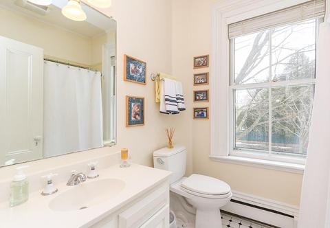 712 High St, Dedham, MA 02026 photo 20