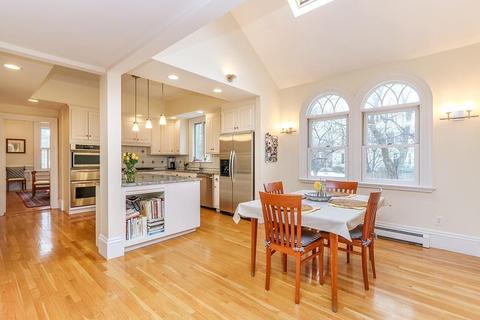 712 High St, Dedham, MA 02026 photo 7