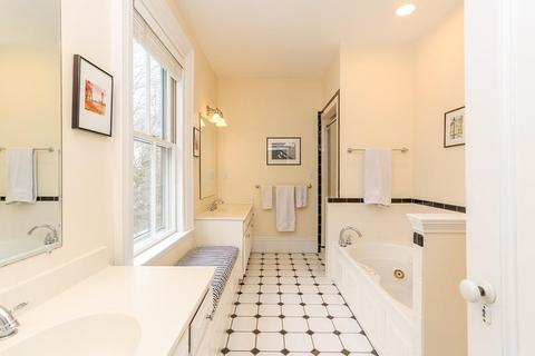 712 High St, Dedham, MA 02026 photo 16