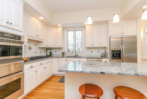 712 High St, Dedham, MA 02026 photo 5