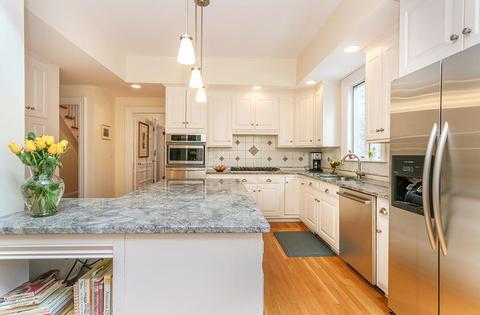 712 High St, Dedham, MA 02026 photo 6