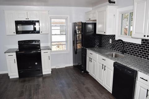 199 Gresham St, Springfield, MA 01119 photo 6
