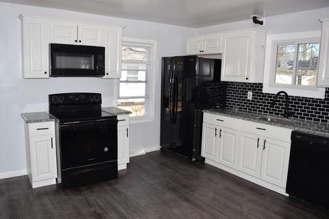 199 Gresham St, Springfield, MA 01119 photo 8