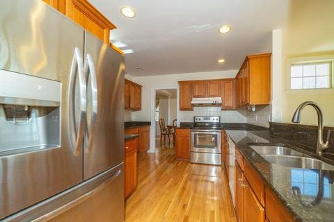 2 Greybirch Ln, Acton, MA 01720 photo 4