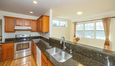 2 Greybirch Ln, Acton, MA 01720 photo 5