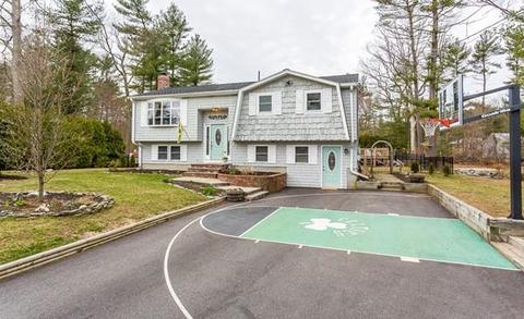 76 Carl Rd, Raynham, MA 02767 photo 2