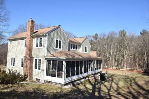 104 Walnut St, Berlin, MA 01503 photo 8