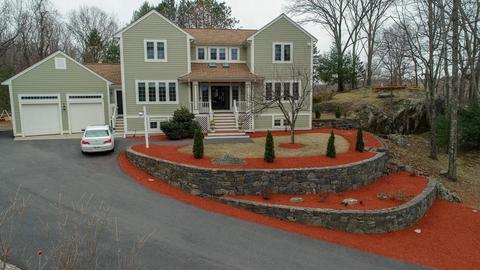 104 Walnut St, Berlin, MA 01503 photo 1