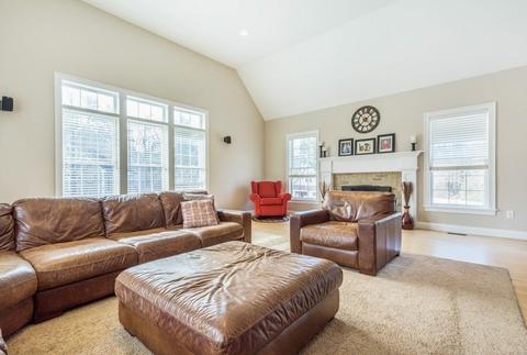 25 Prospect St, Upton, MA 01568 photo 11