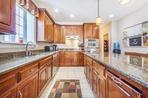 25 Prospect St, Upton, MA 01568 photo 6