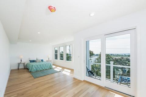 4 Harbor View Ave, Winthrop, MA 02152 photo 9