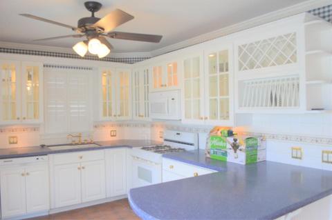924 Highland Ave, Fall River, MA 02720 photo 3