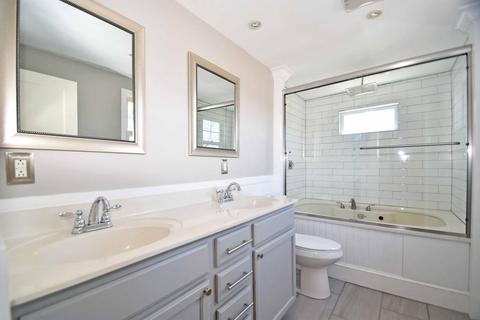 2 Winnipeg St, Worcester, MA 01607 photo 14