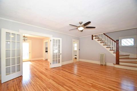 2 Winnipeg St, Worcester, MA 01607 photo 4