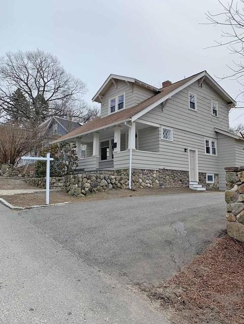 2 Winnipeg St, Worcester, MA 01607 photo 2