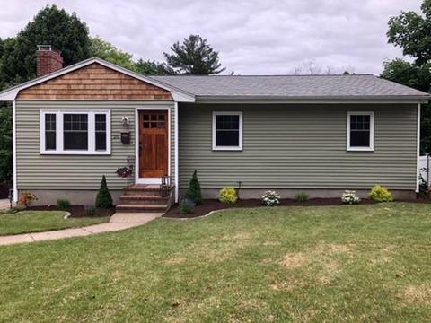 26 Ashcroft St, Dedham, MA 02026 photo 2