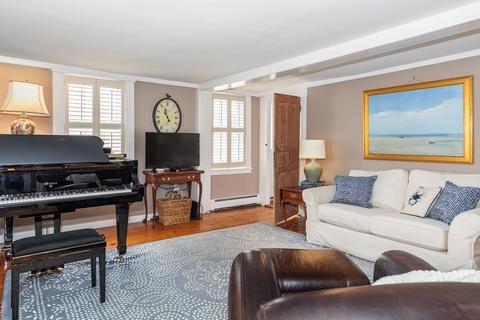 62 Front St, Marblehead, MA 01945 photo 13