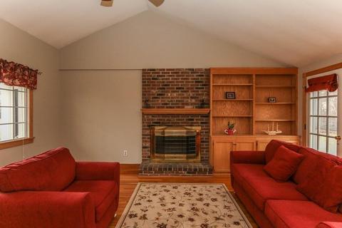 970 Maple Rd, Longmeadow, MA 01106 photo 6