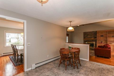 970 Maple Rd, Longmeadow, MA 01106 photo 9