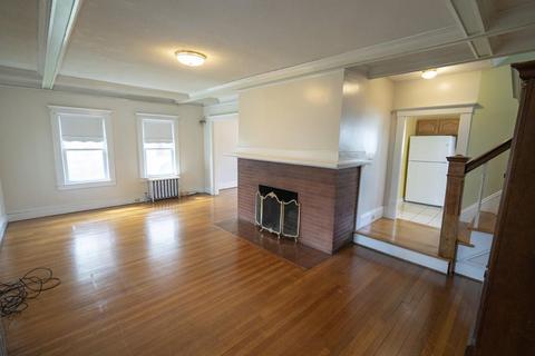 120 Kimberly Ave, Springfield, MA 01108 photo 3