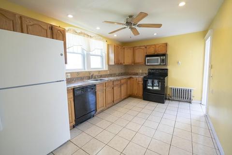 120 Kimberly Ave, Springfield, MA 01108 photo 6