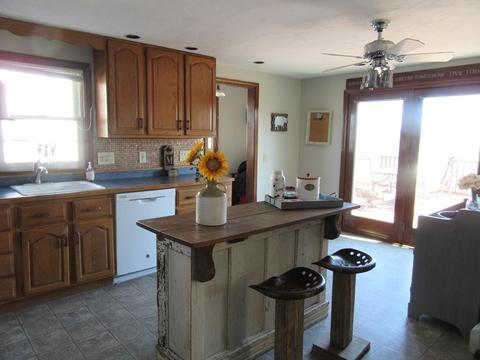 42 Collins St, Worcester, MA 01606 photo 7
