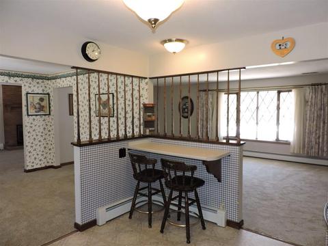 18 Mcgovern Ln, Webster, MA 01570 photo 9