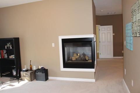 52 Crownshield Ave, Uxbridge, MA 01569 photo 14