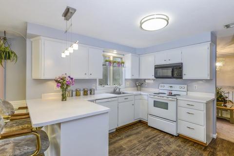 101 Devon St, Taunton, MA 02780 photo 8