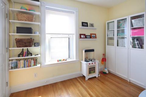 114 Brook St #3, Brookline, MA 02445 photo 4