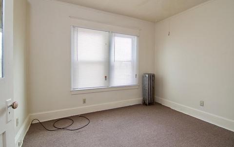 385 Franklin St, Springfield, MA 01104 photo 17