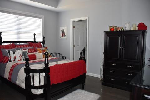 16 Concord Ct, Webster, MA 01570 photo 12