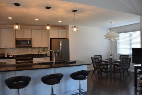16 Concord Ct, Webster, MA 01570 photo 9
