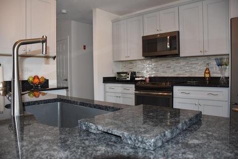 16 Concord Ct, Webster, MA 01570 photo 11