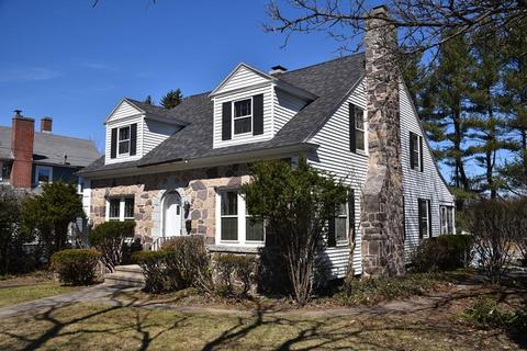 5 Ferrante Ave, Greenfield, MA 01301 photo 1